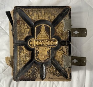 Antique 1890 Pictorial Family Holy Bible The Pronouncing Edition Illustrated