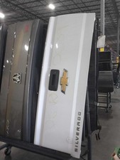 2018 Chevrolet Silverado 1500 Tailgate Oem White 2dr Pu Gaz 97k Miles