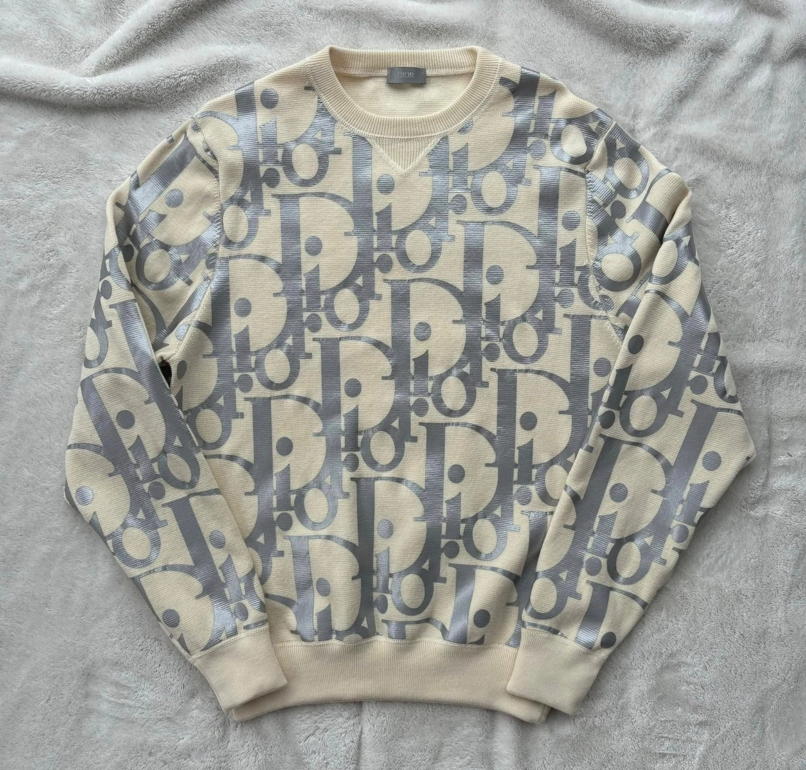 Dior — Dior Cream & Silver Reflective Oblique Wool Sweater - Medium - $2150 - Authentic
