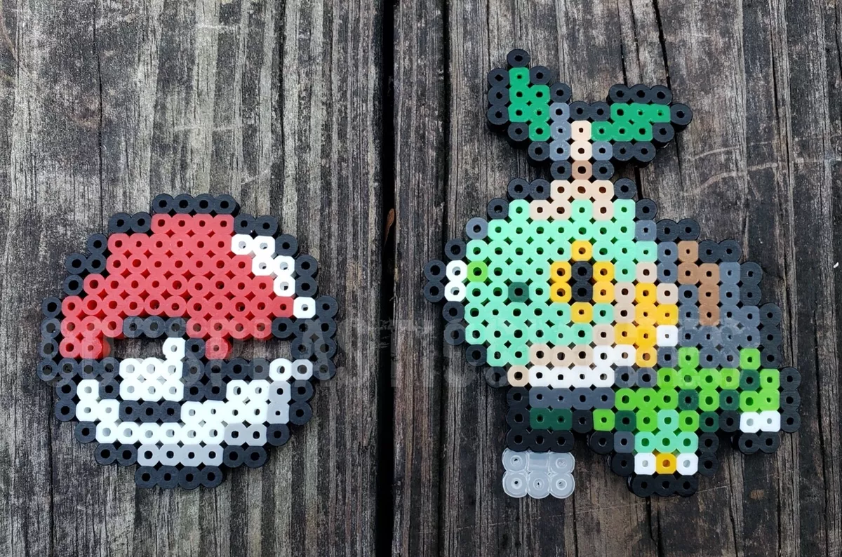 Pokeball : r/PixelArt