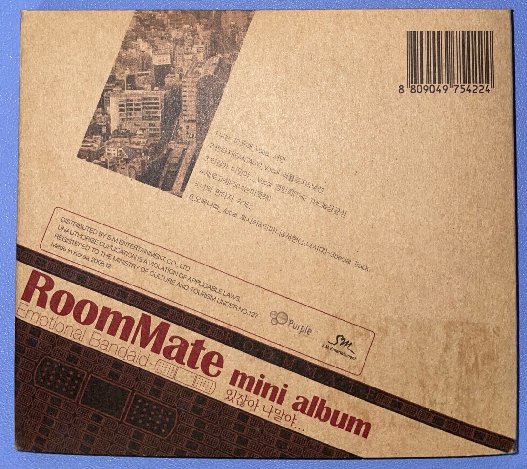SNSD [RoomMate 1st MINI ALBUM] AUTOGRAPHED SIGNED ALBUM GIRLS