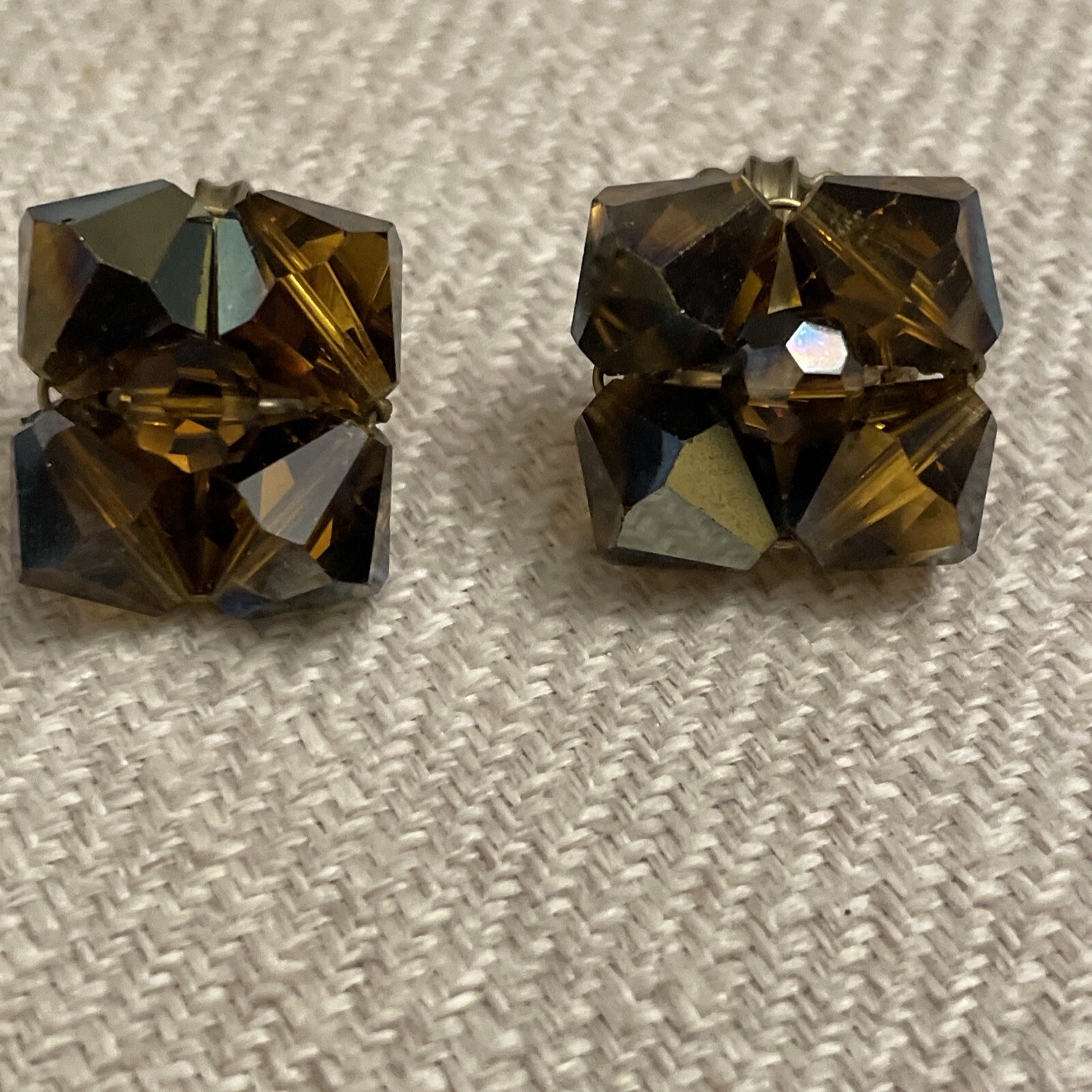 Vintage Brown Aurora Borealis Crystal Cluster Clip On Earrings Retro Jewelry