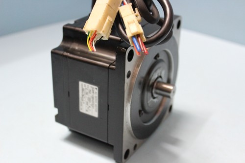 Yaskawa Ac Servo Motor SGMP-08A3TE21 750W,1PCS,Used,Free Expedited Shipping - Picture 3 of 6