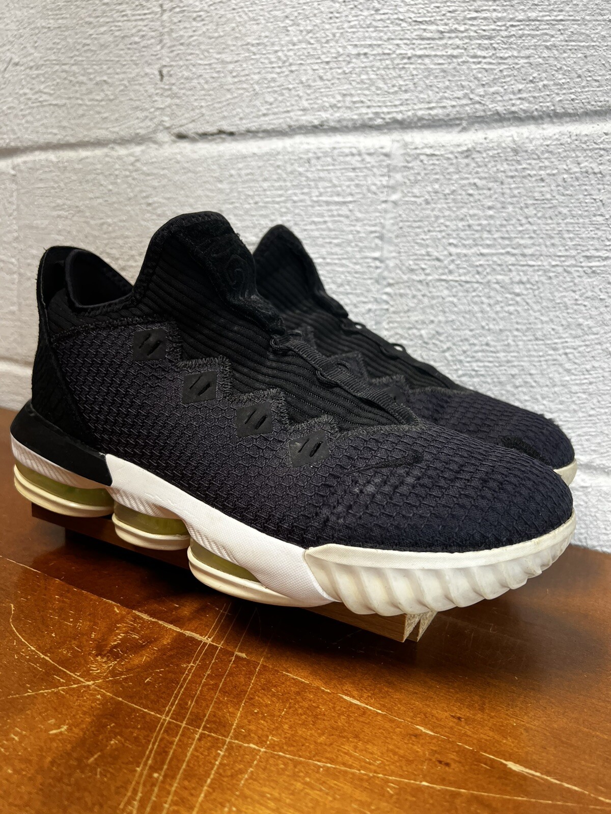 Size 10.5 - Nike LeBron 16 Low Black 