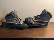 Nike ACG Boys Woodside 2 High GS Boots Lace Up Gray  Black Size 5Y 524872-002