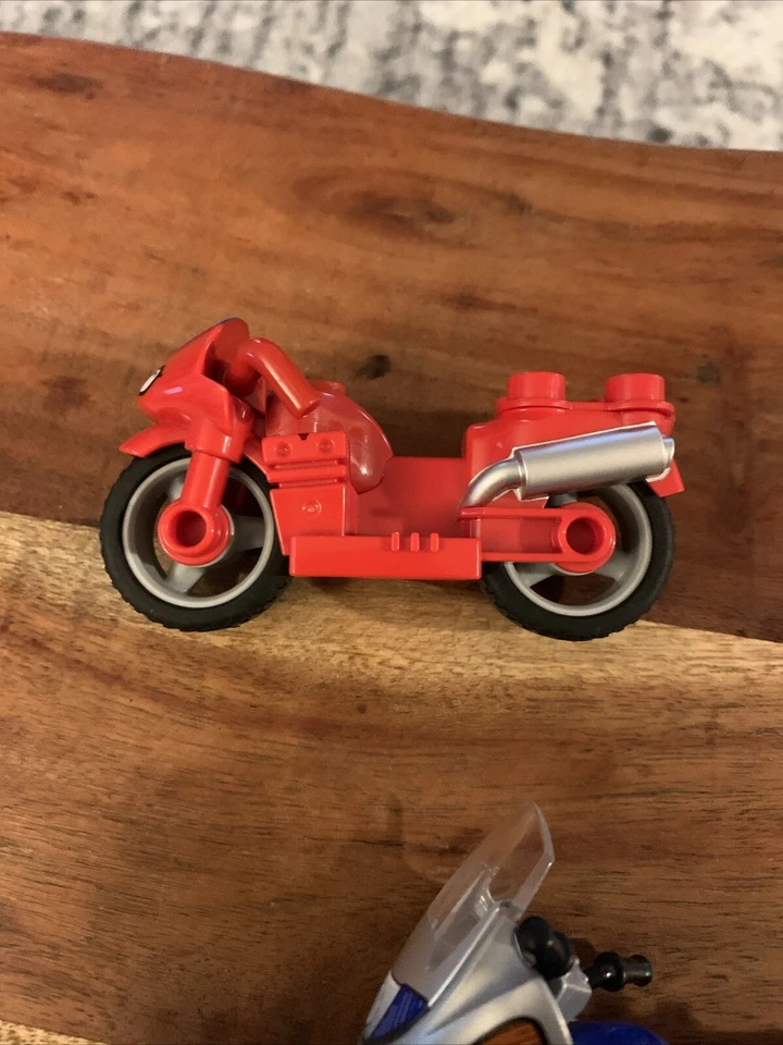 Par de motos Playmobil Spider-Man y Policía Foto 4 de 4