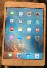{BROKEN} Apple iPad mini 1st Gen. 16GB, Wi-Fi 7.9in A1432 Good Used Glass Only!