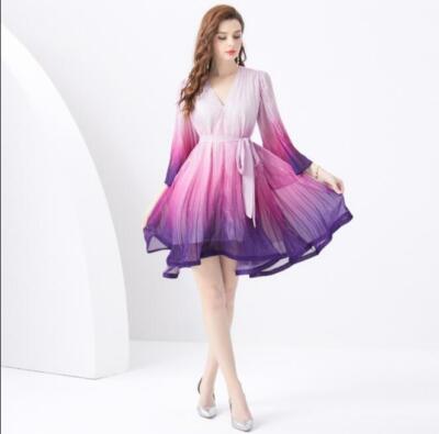 Womens 2024 Fashion V Neck Gradient Bell Sleeves Pleated Short Flared Dress 
