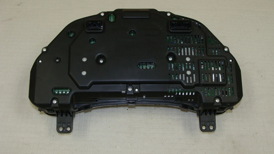 Velocímetro Lexus IS250 IS350 2006-2008 calibre clúster a 233.870 millas 2007 Foto 2 de 4