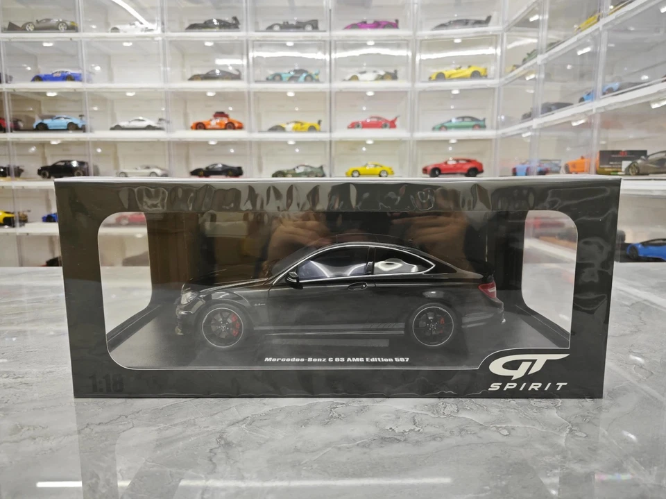 GT Spirit Mercedes Benz C63 W204 507AMG Car Model 1/18 - Image 2 of 4