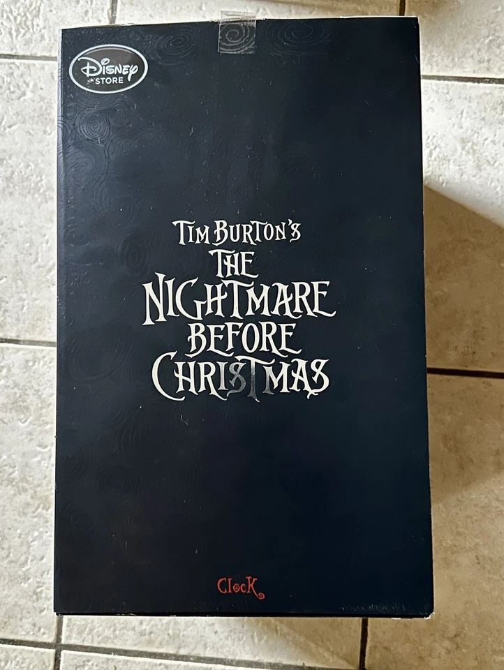 Disney Store Pesadilla antes de Navidad Reloj Manto NBX Iluminar Patrimonio Foto 3 de 4