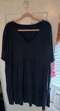 SHEIN Curve Plus Size Solid V-Neck Ruffle Hem Smock Mini Dress