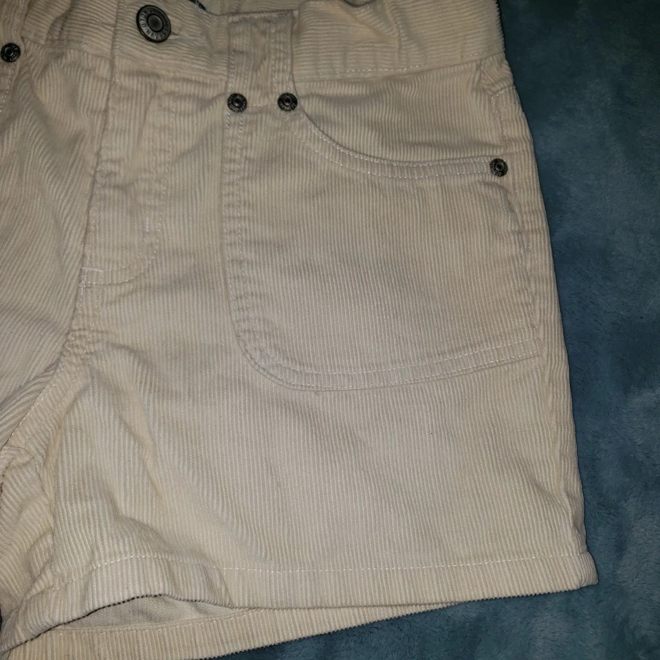Old Navy Shorts Girls 14 Beige Low Waist Corduroy 100% Cotton Patch Pockets Y2K - Image 2 of 4