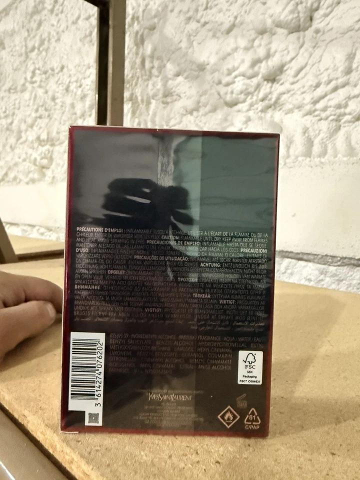 Perfume para mujer Black Opium de Yves Saint Laurent 3,0 OZ eau de parfum nuevo en caja Foto 2 de 2