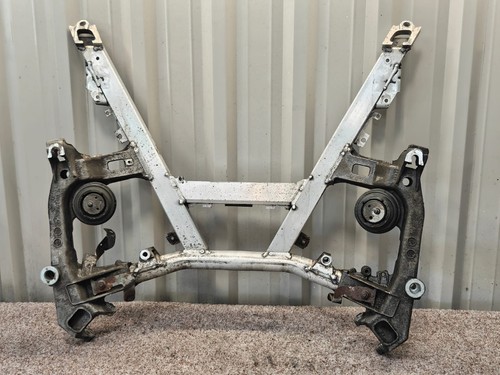 BMW 525 I SPORT AUTO E39 2002 - Front subframe crossmember 42121727 46