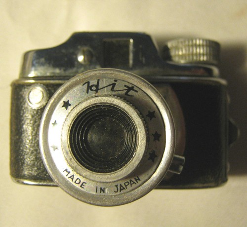 VINTAGE RETRO JAPAN MINIATURE HIT SPY PHOTO CAMERA FILM BOX LEATHER CASE MOVIE - Picture 3 of 8