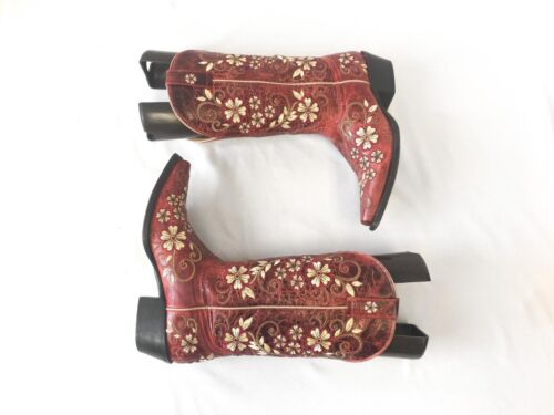 Shyanne Red/Cream Leather Floral Embroidered Cowboy Boot Womens Sz. 8B