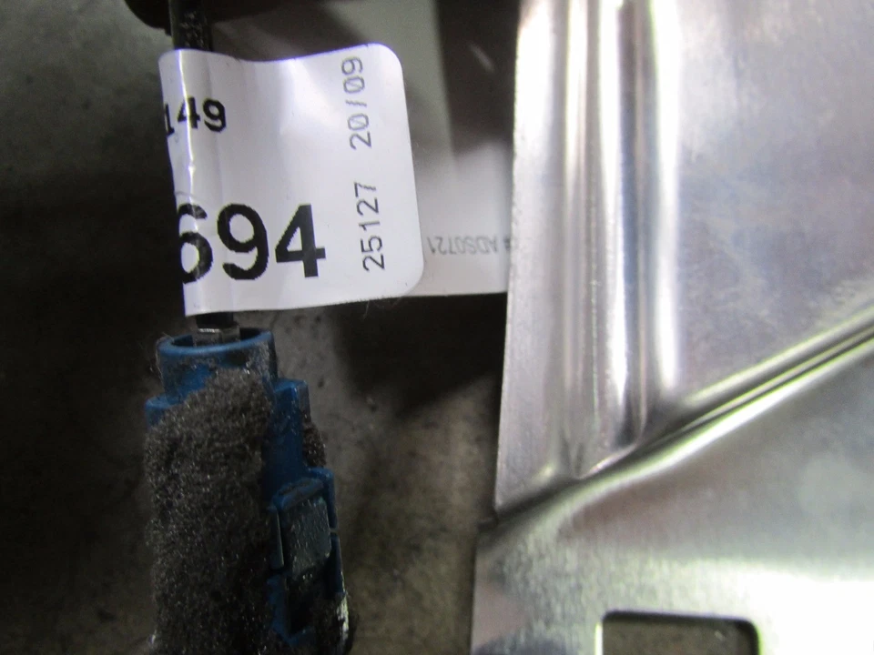 Ferrari 458 Italia, Speciale, Spider, Califórnia, Antena GPS, Usado, P/N 242694 - Imagem 4 de 4