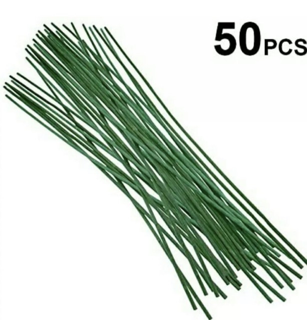 50 GREEN WOODEN GARDEN PLANT STICKS SUPPORTS CANE TRAINING