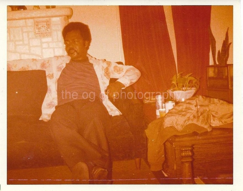 American Man 70s FOUND PHOTO Color FREE SHIPPING Original Snapshot VINTAGE 99 17