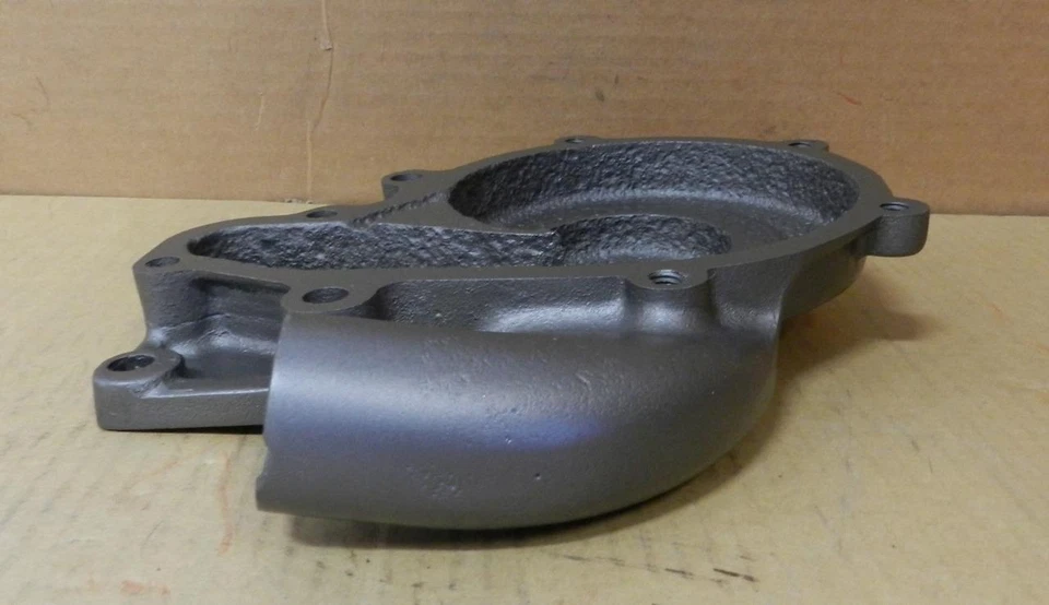 1935-36 Auburn Cord 653 654 210 3,5 L 6 cilindros bomba de agua carcasa trasera G-9300-D Foto 2 de 4