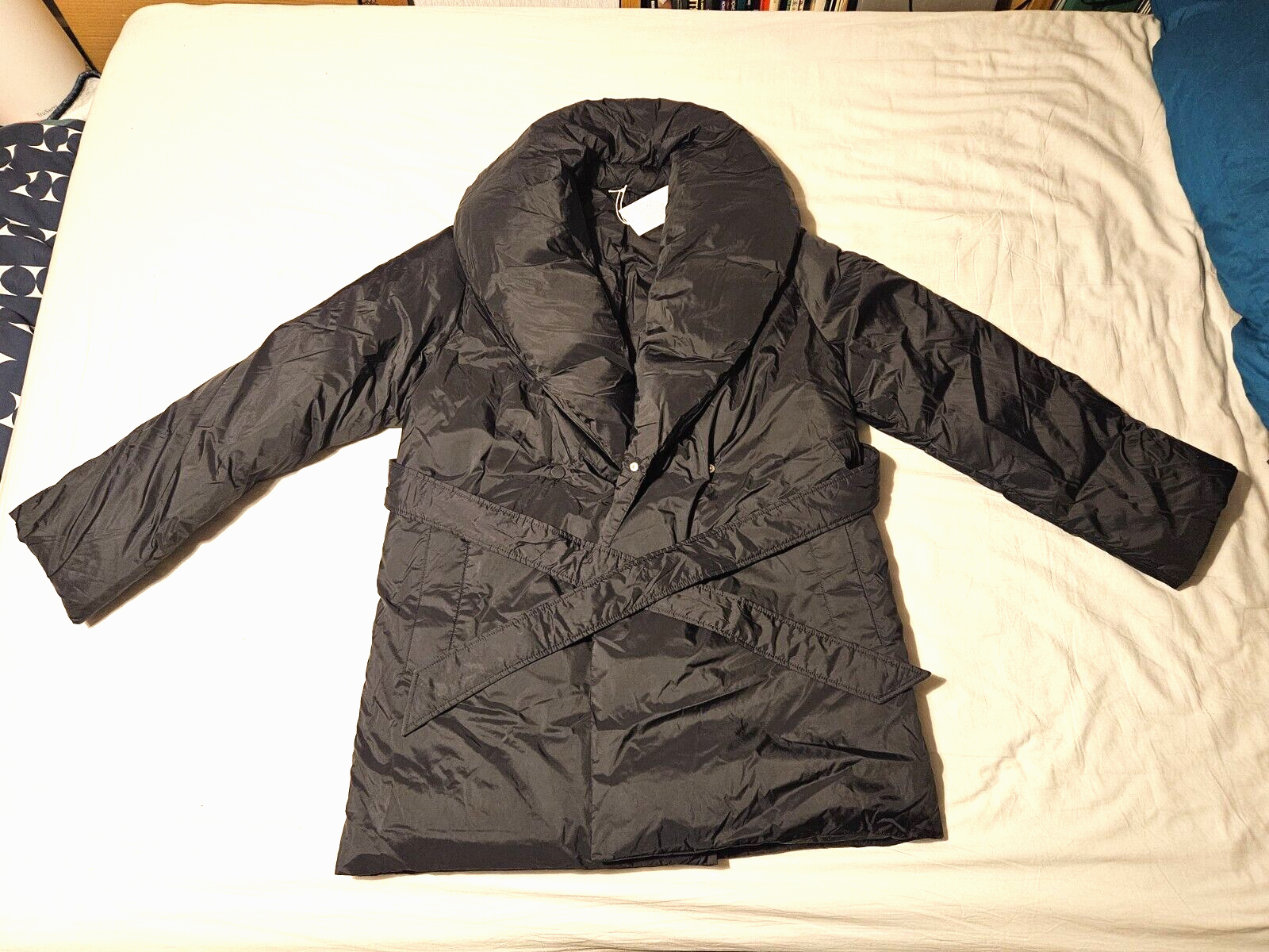 ALTRA & Other Stories cappotto puffer nero taglia 16 EUR44 mai indossato nuovo con etichetta