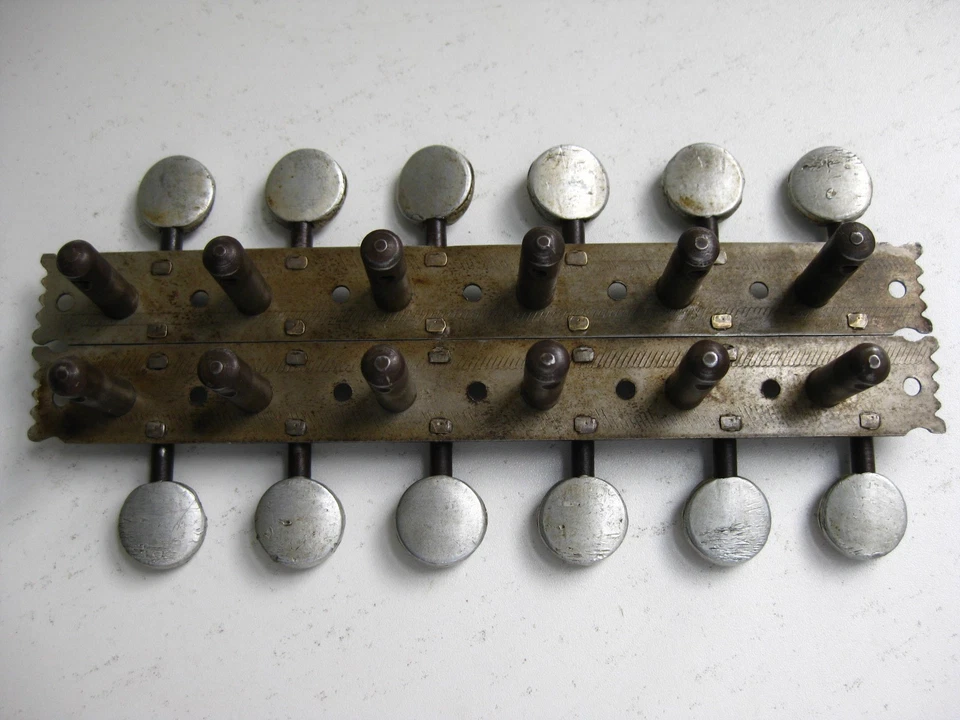 Vintage 1920's Oscar Schmidt 12-Strings Mandolin Tuners Set for Project - Image 4 of 4