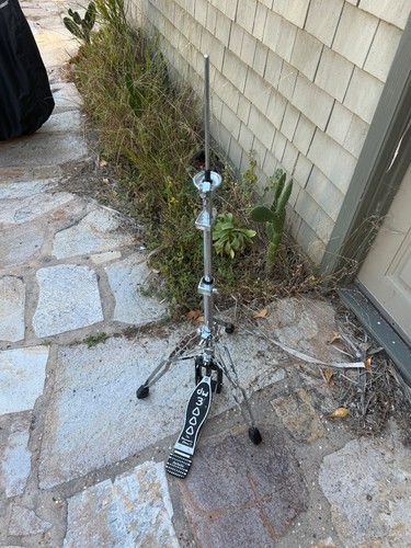 DW 3000 3 legged hihat stand - Missing clutch