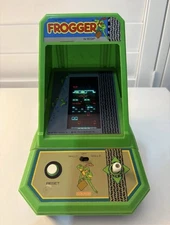 Coleco Frogger Tabletop Arcade Video Electronic Game. Works.