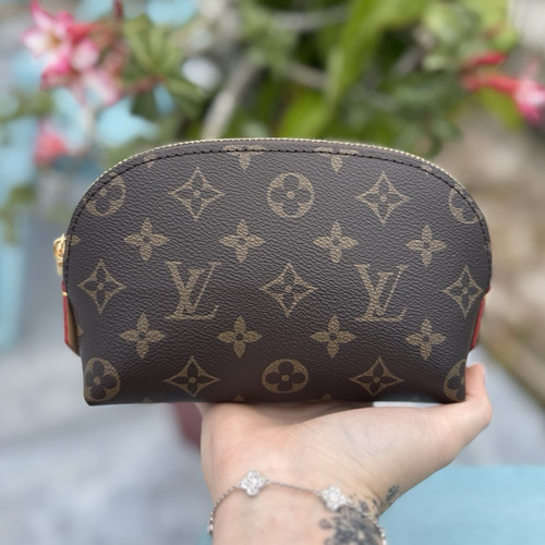 Louis Vuitton Monogram Brown Canvas Makeup Bag with Zipper