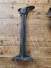 Vintage B. Mall. M. Co. So. Mil. Cast Iron Cobbler Stand W Metal Shoe Form EUC