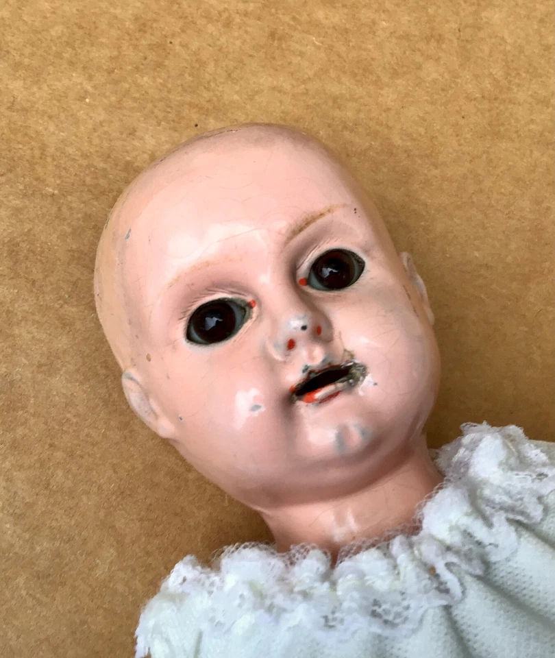 RARA Hermosa Muñeca Antigua de Lata de 11 Pulgadas - Cuerpo de Cuero Kidd en Cabeza de Hombro de Estaño Foto 4 de 4