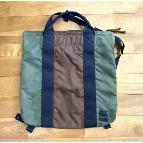 マルニ×ポーター　リネン袋 シックな色味の新モデル、［MARNI × PORTER］の『2WAY TOTE BAG』。