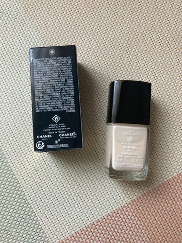 Chanel Le Vernis various colours NEW&BOXED - Picture 10 of 48