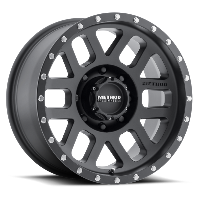 【まっぴー】 Amazon.com: KMC Wheels IMS 18X9 8X1705.71 18mm MACHINED W
