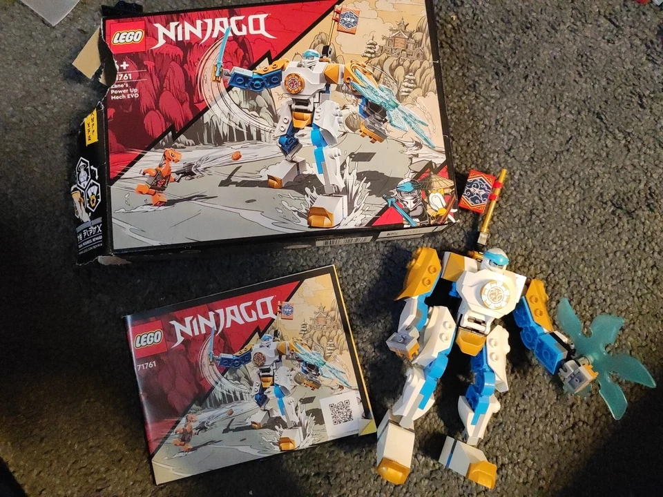 LEGO Ninjago 71761 Zane's Power Up Mech EVO, Foto 1 von 3