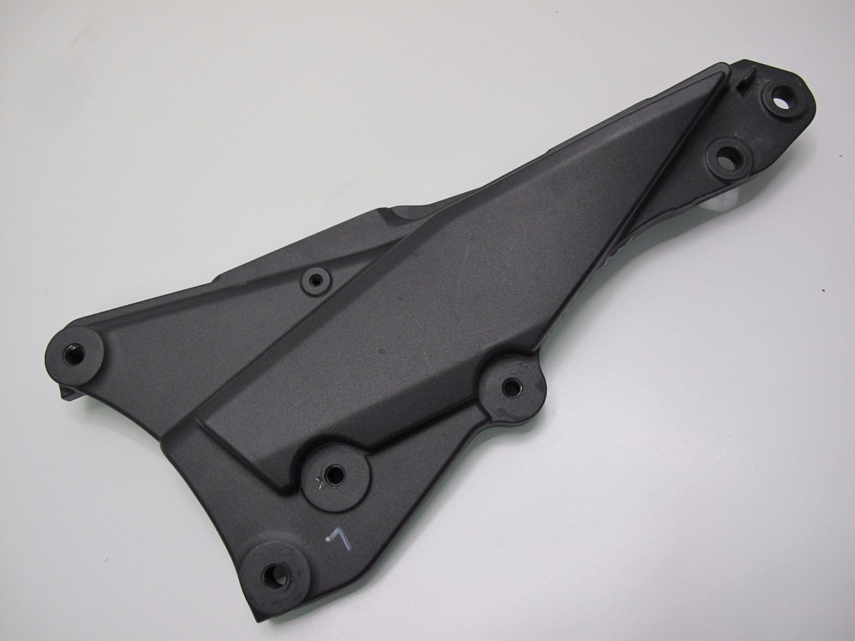 Kawasaki Z1000 Z1000SX Left Bracket 11057-0806 2016 - 2018 | eBay