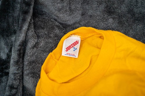 United States US Space Camp Shuttle yellow Small T-shirt NASA USA Vtg Tee - Picture 8 of 8