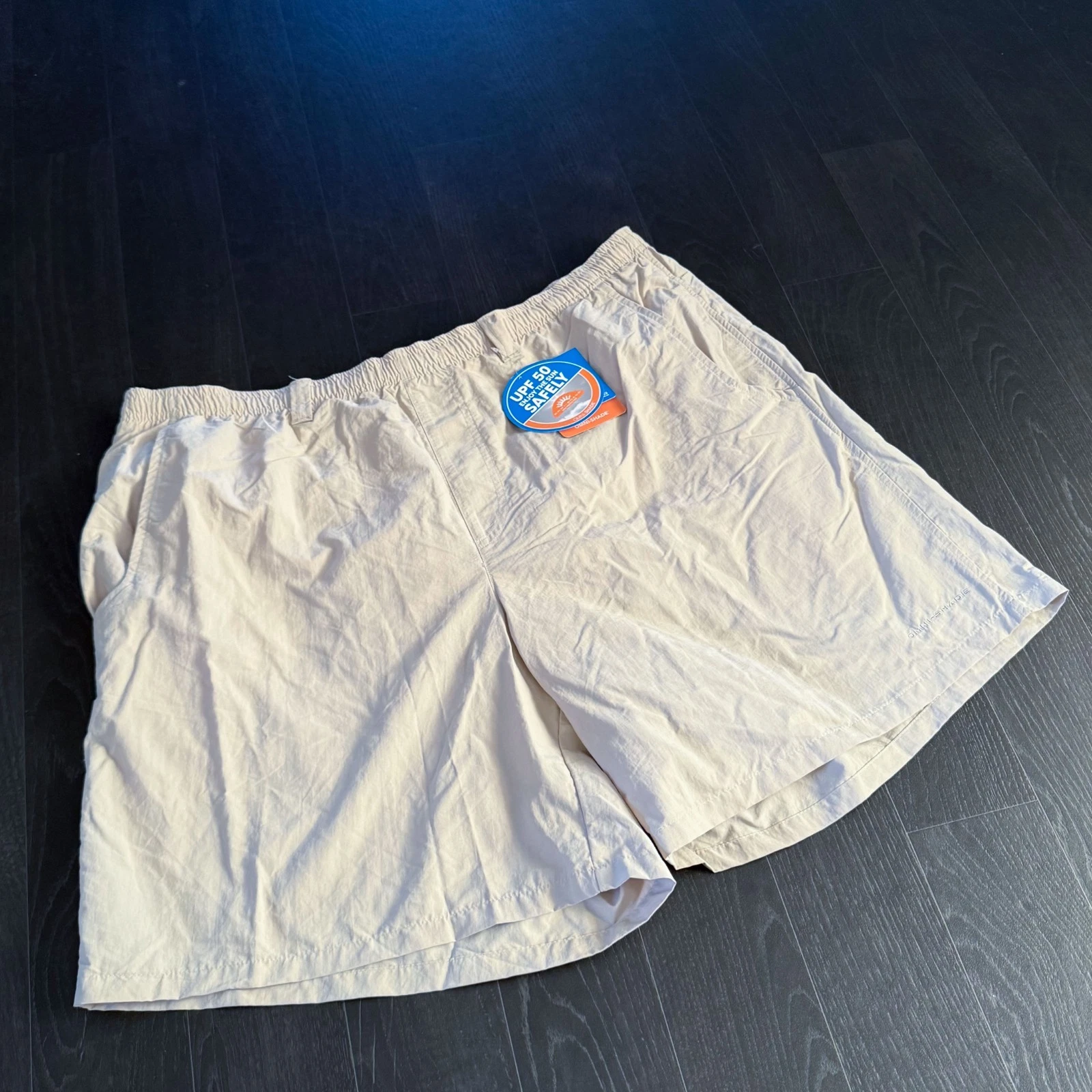 BNWT Columbia Mens PFG Backcast III Water Shorts Size XXL Fossil