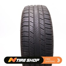 Used 21560r16 Michelin Defender 2 - 95h - 1032