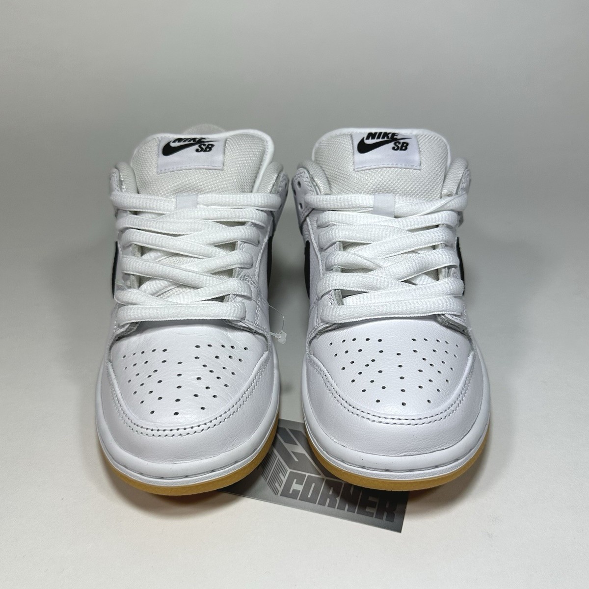 Nike SB Dunk Low Pro White Blk Gum Lt Brown CD2563-101 Mens sz 5