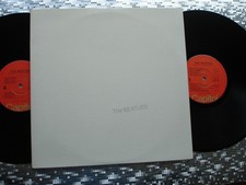 The Beatles   WHITE ALBUM  1976 LP w/Poster   Capitol Records   SWBO 101