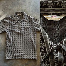 Vintage 1960s Jantzen Knit Polo Shirt Dagger Collar Size Medium