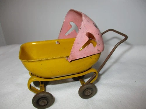 VINTAGE 1930s MARX/WYANDOTTE PRESSED STEEL BABY CARRIAGE