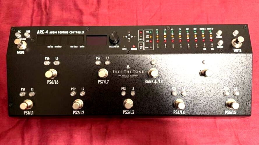 【美品】FREE THE TONE ARC-4 Free The Tone ARC-4 Audio Routing Controller Guitar Effects