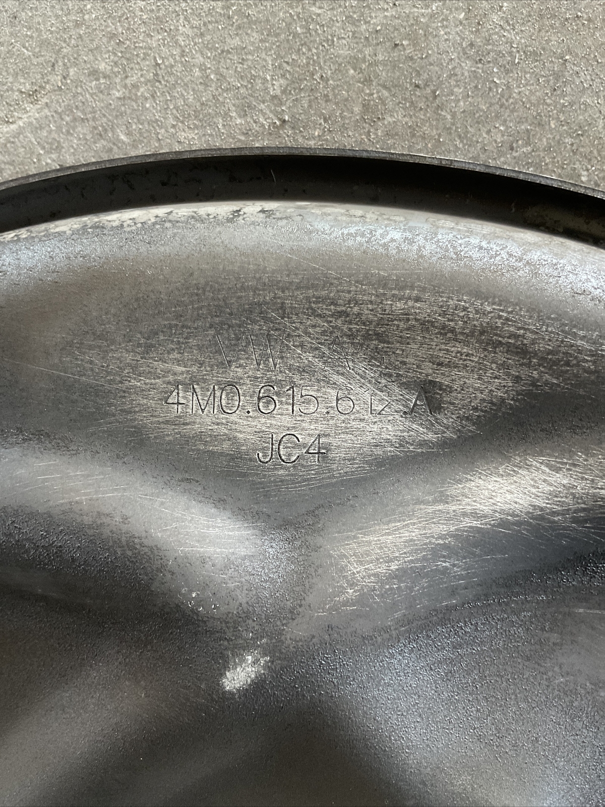 15+ Bentley Bentayga Rear Right Brake Dust Shield 4M0615612A