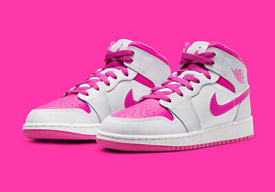 Nike Air Jordan 1 Mid Nike Air Jordan 1 Mid
