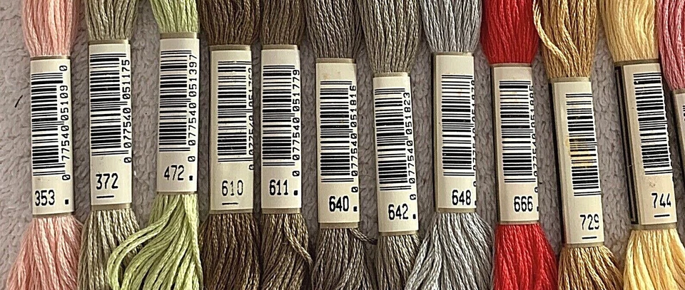 DMC Embroidery Floss Thread Cotton 8.7 Yards 20 Skeins No Duplicates - Image 3 of 4