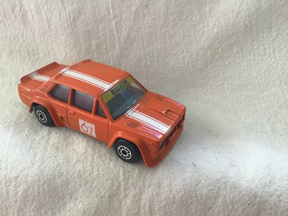MATCHBOX EDICIÓN BÚLGARA SUPERRÁPIDA FIAT ABARTH NARANJA 'PIRELLI 67' Foto 2 de 4