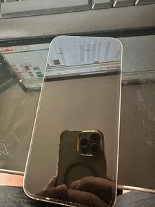 Apple iPhone 14 Pro Max - 256GB - Rückseite Glas gesprungen